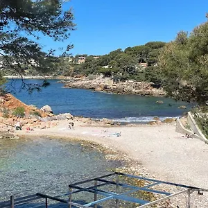 https://bastide-de-lolivaie.fr-provencehotel.com