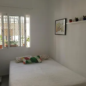 https://apto-planta-baja-y-cochera-barrio-san-basilio.es-andalucia.com